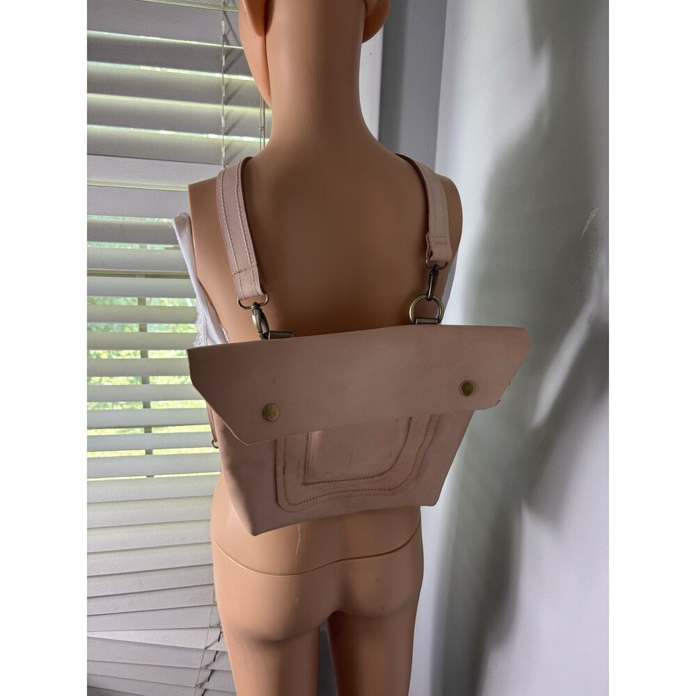 Artesan Minimal Cream Leather Backpack Bag with Antique Brass Clasp.